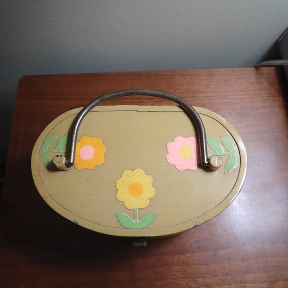 Vintage Metal Box Purse Flowers - Picture 9 of 13